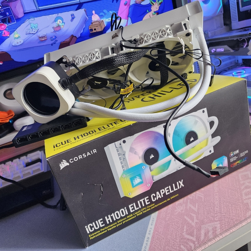 Corsair iCUE H100i Elite Capellix w/ LCD